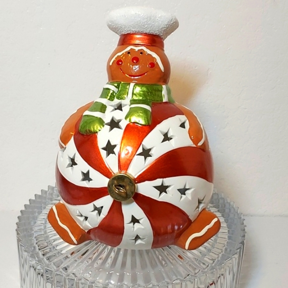 Christmas QVC Home Reflections Ceramic Gingerbread Luminary Flameless LED Orna…